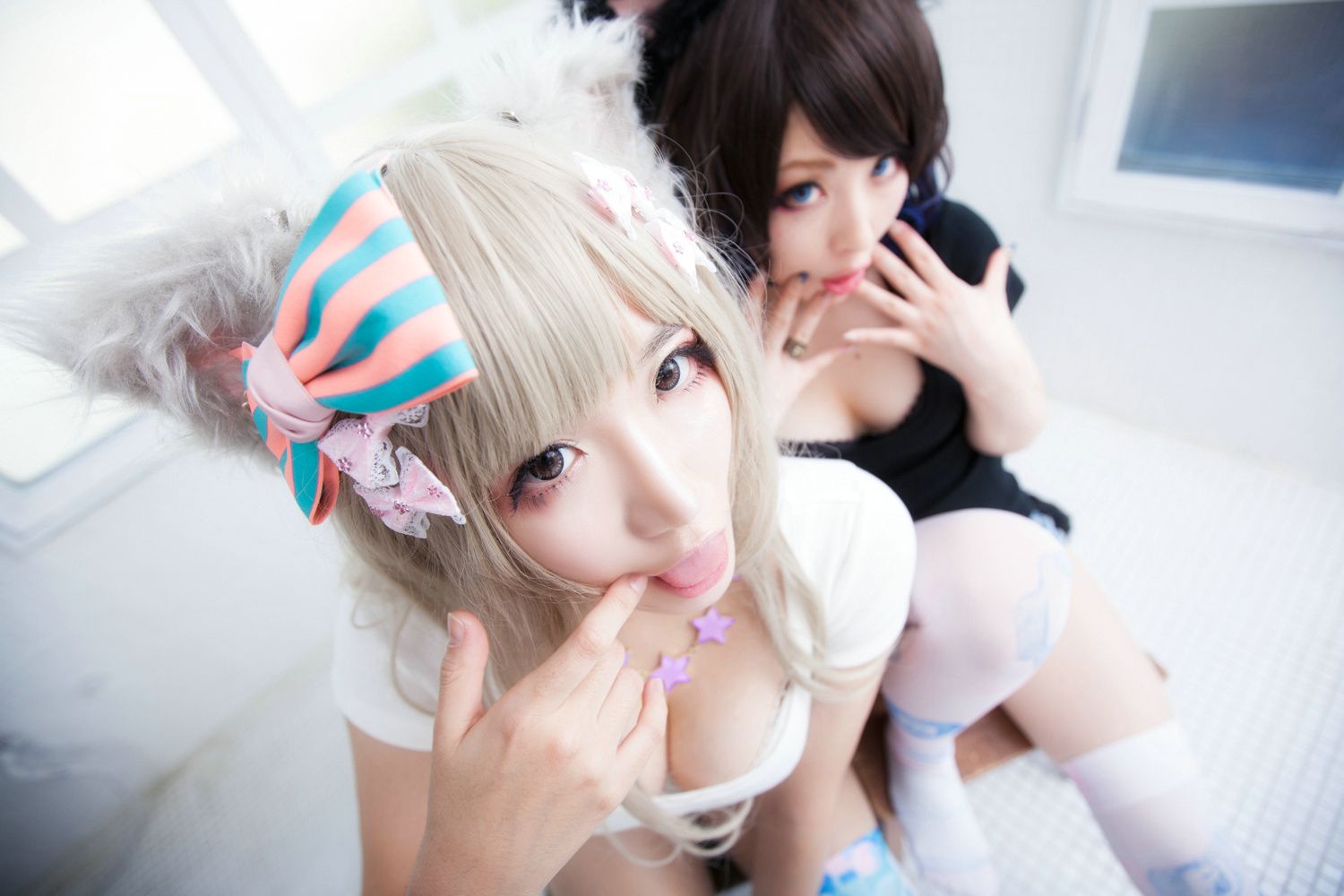 Сестра Косплеерша Мастурбирует Вибратором Корова