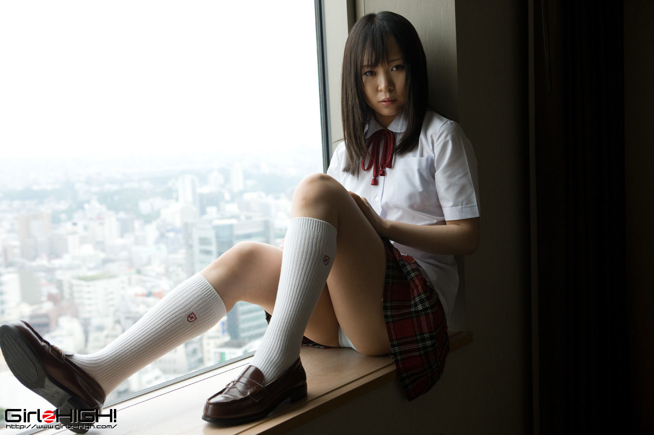 Shaved Japanese Schoolgirl Lesbians