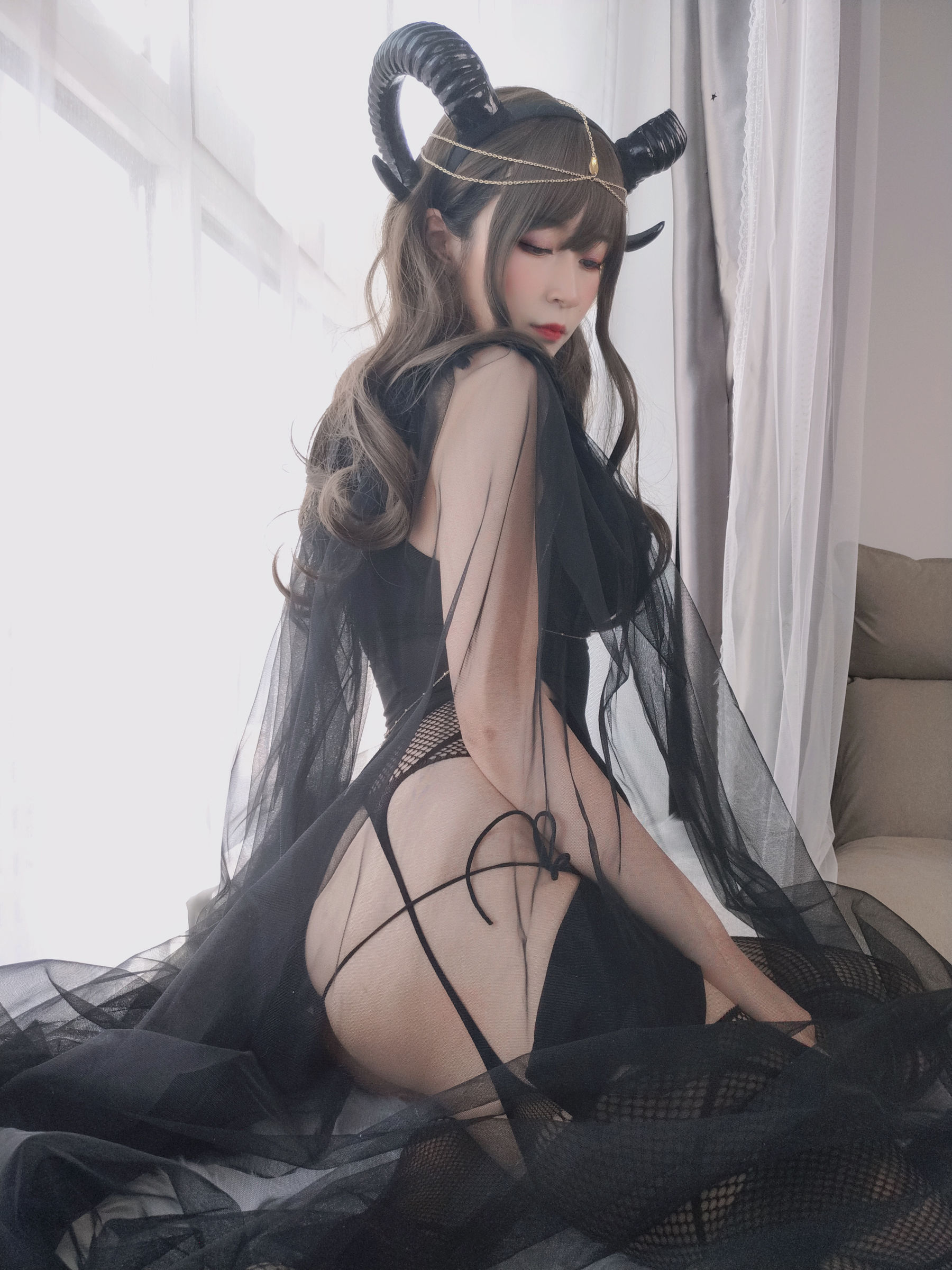 Chinese teen masturbate with succubus cosplay