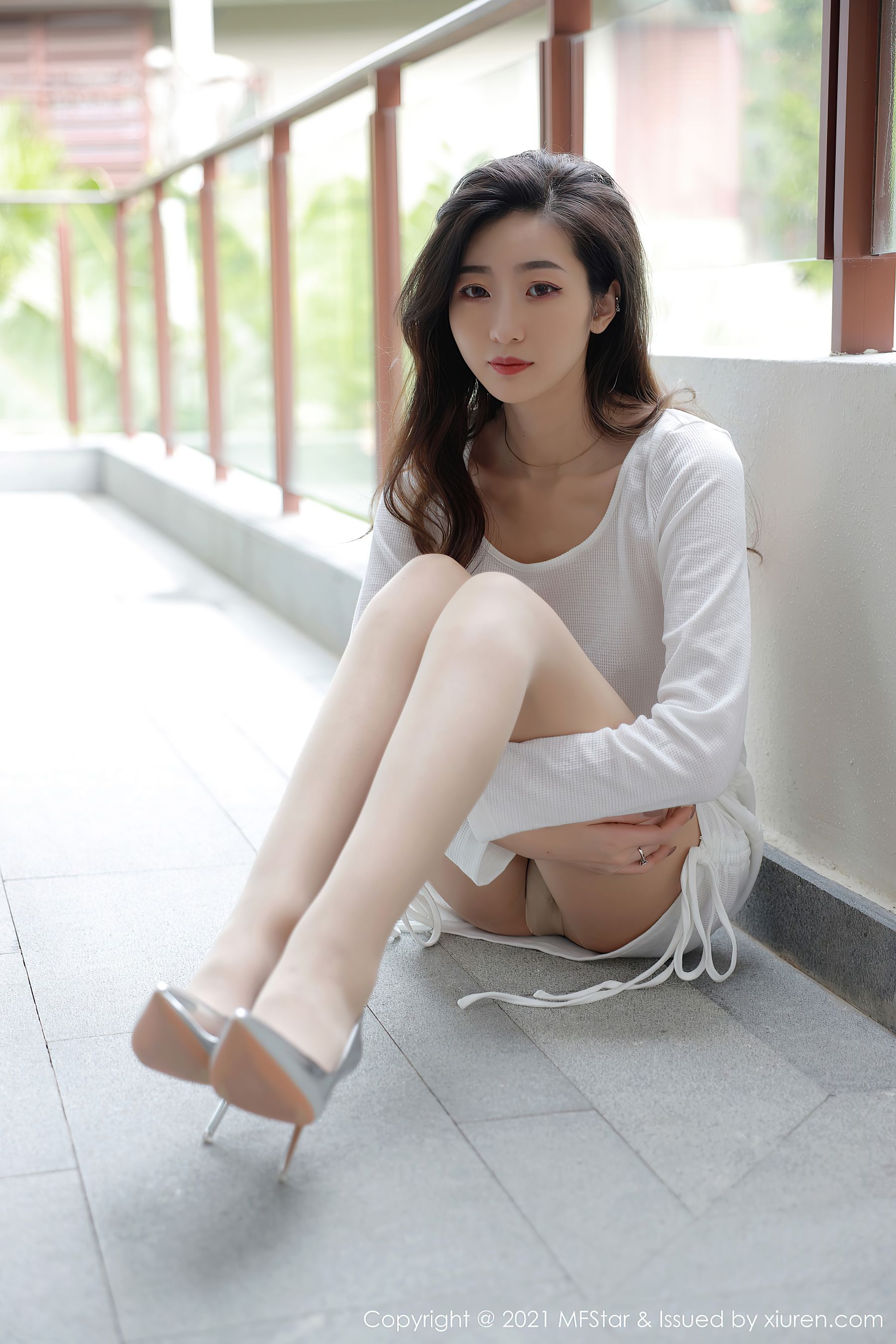 Angie Yee. long legs. girl. 