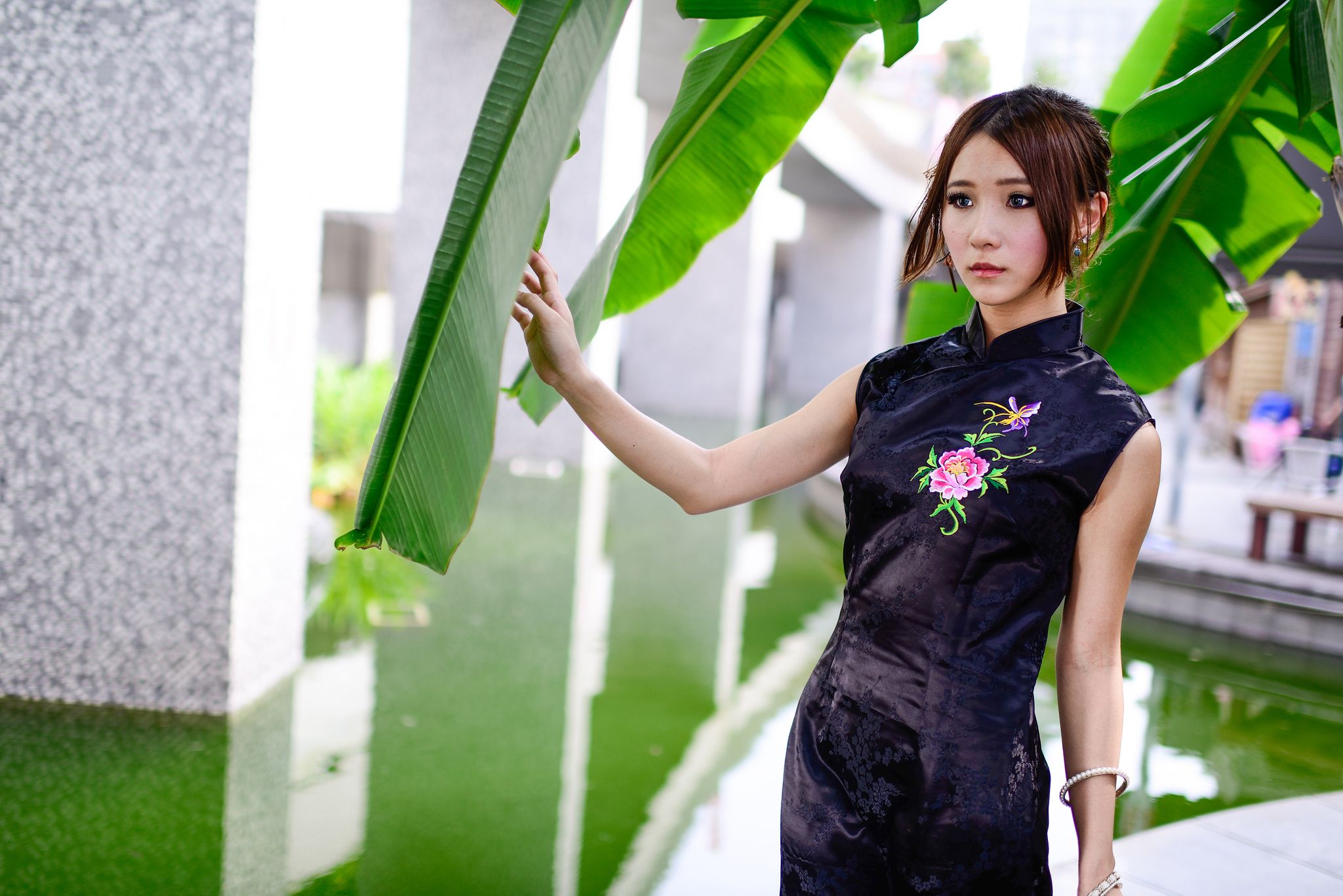 Тайваньские модели. Тайваньские фотомодели. Чонсам. Black cheongsam.